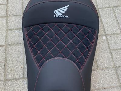 HONDA FORZA 750 motorülés készítés