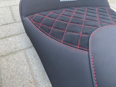 HONDA FORZA 750 motorülés készítés