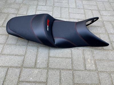 SUZUKI GSR600 motorülés készítés