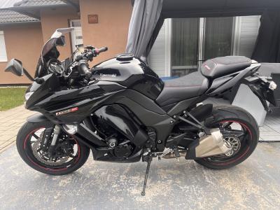 KAWASAKI Z1000SX motorülés készítés